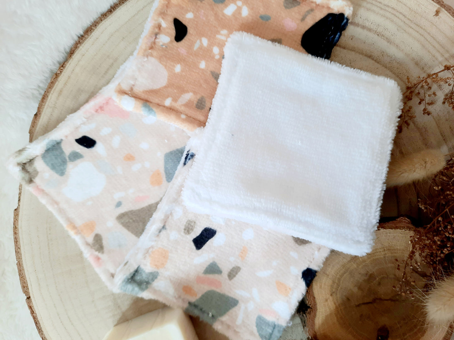 Lingettes démaquillantes