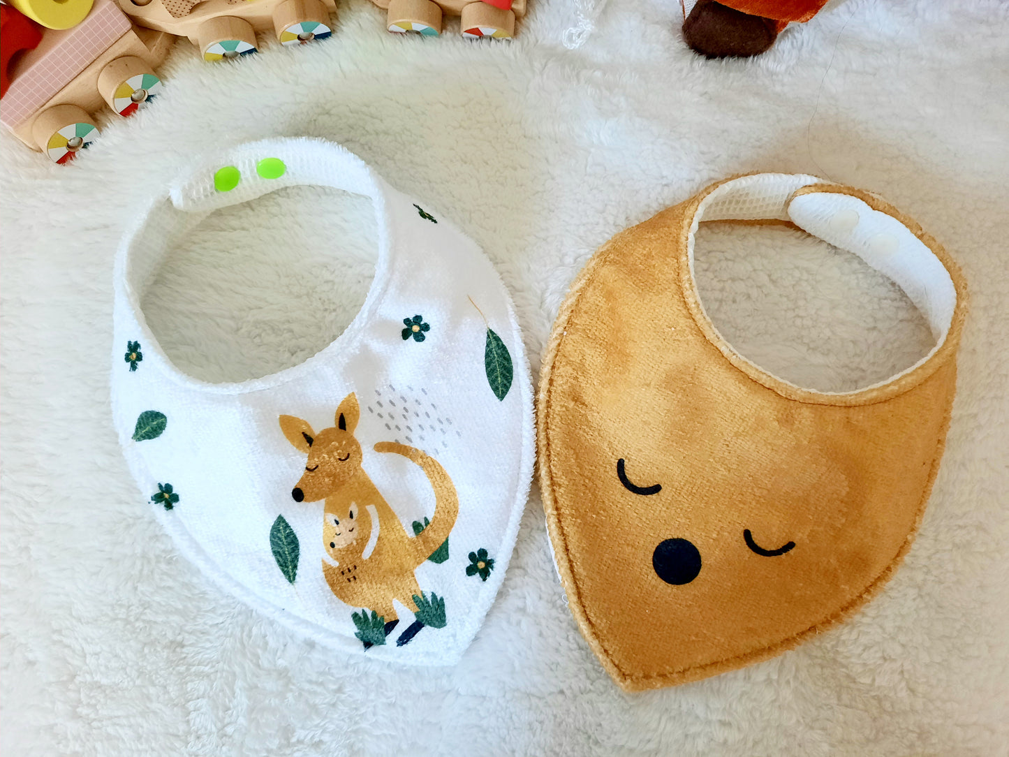 Lot de 2 bavoirs bandanas