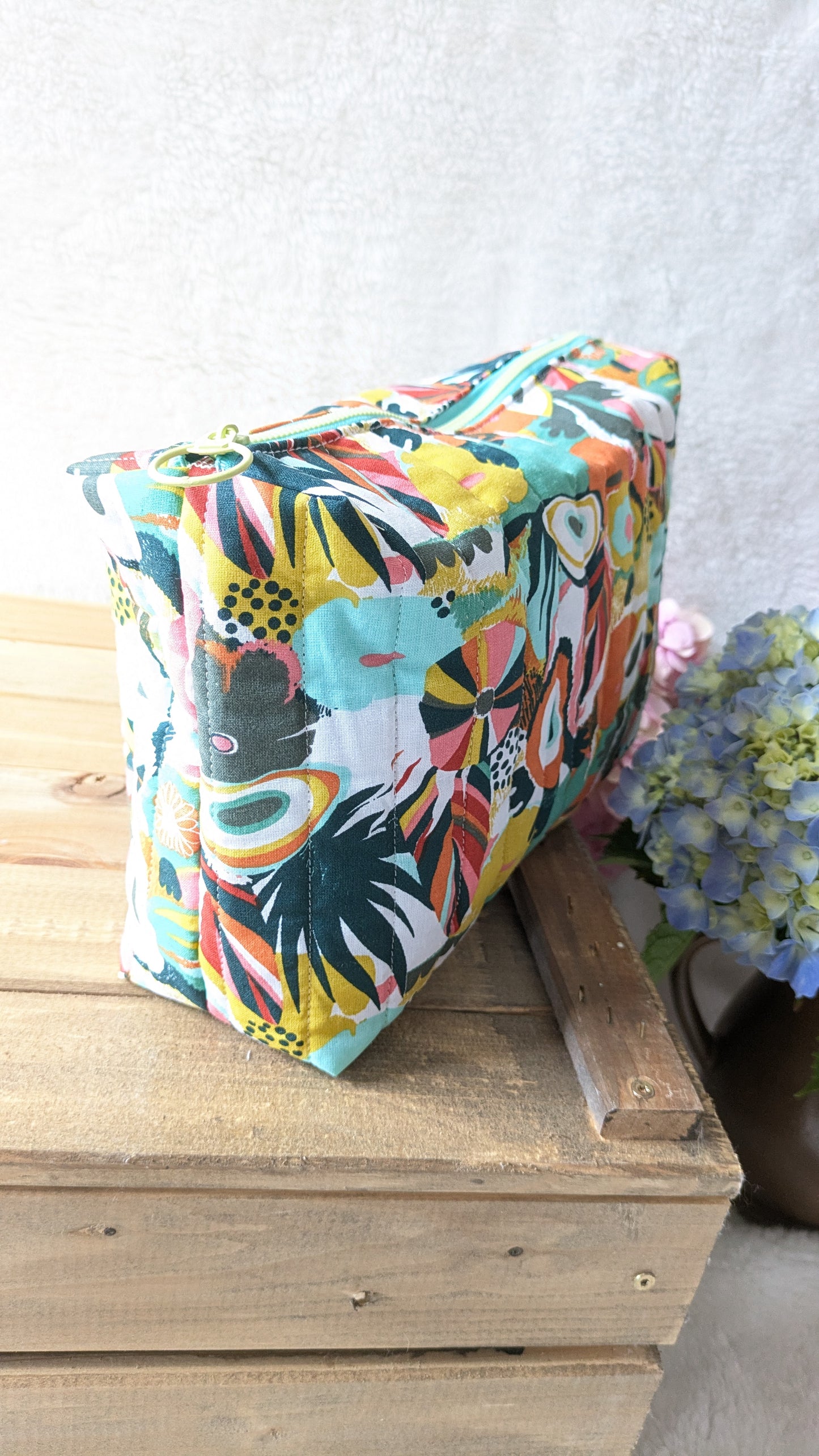 Trousse de toilette multicolore