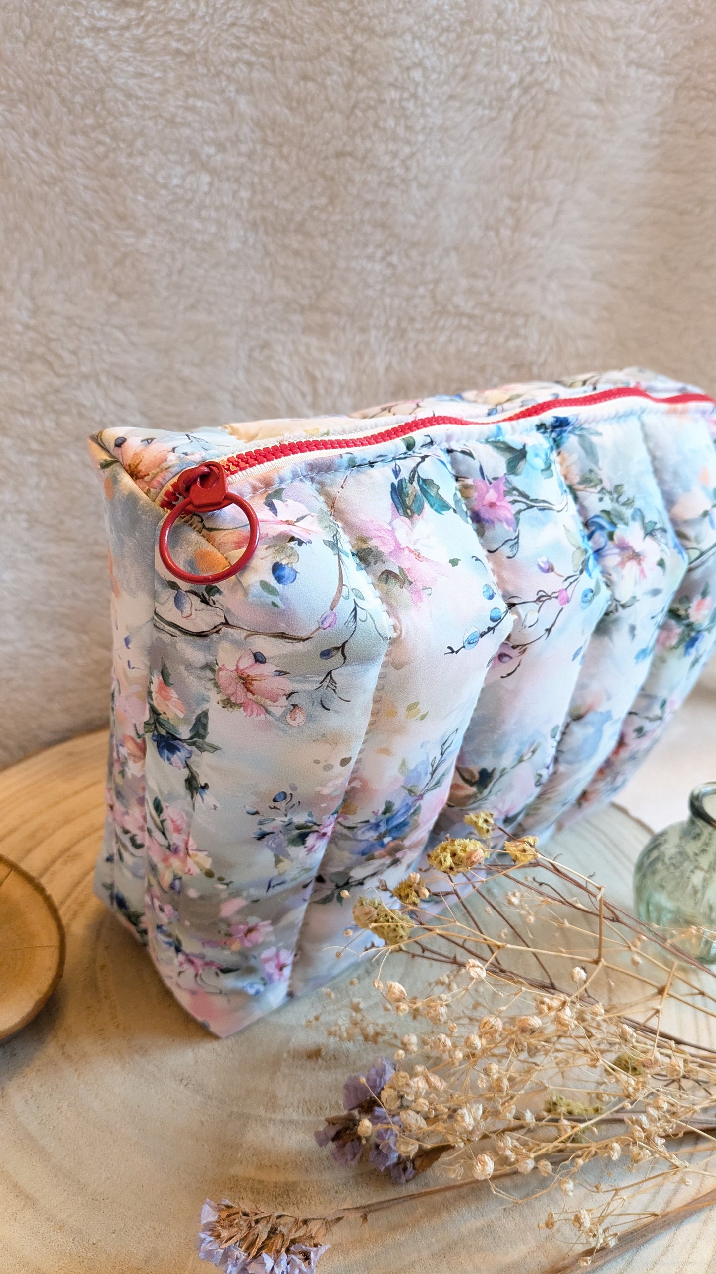 Trousse de toilette matelassée