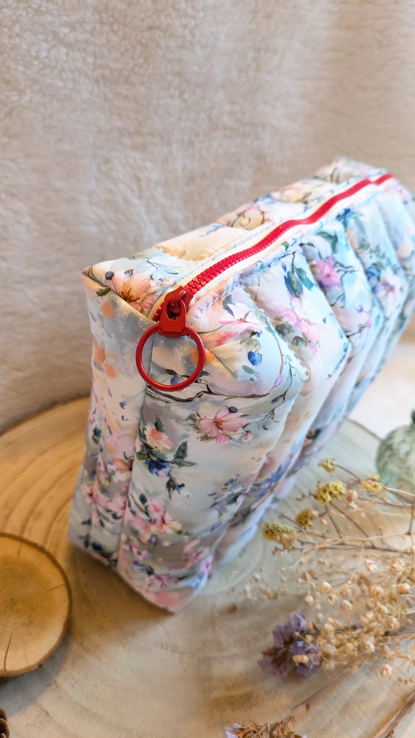 Trousse de toilette matelassée