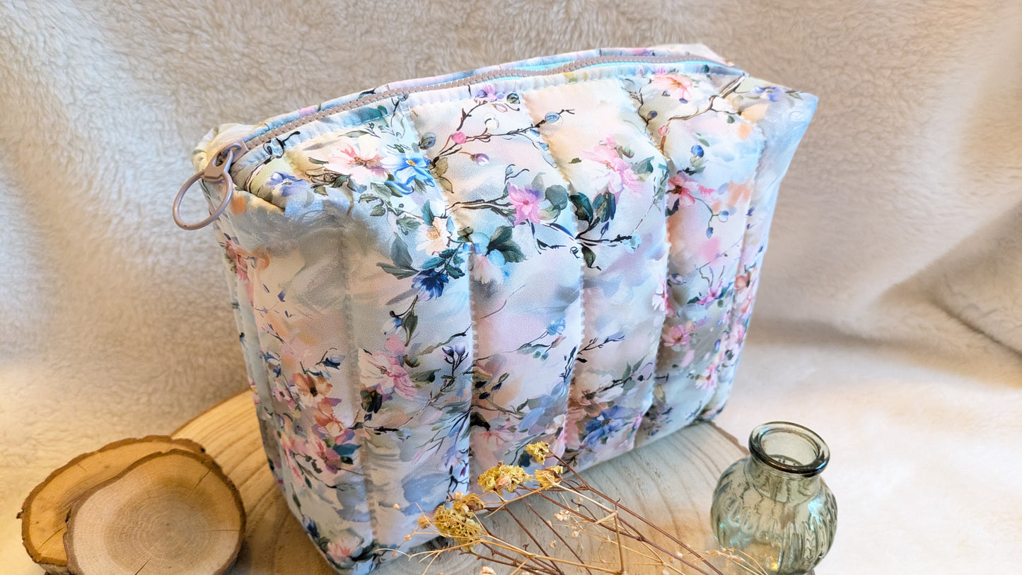 Trousse de toilette matelassée