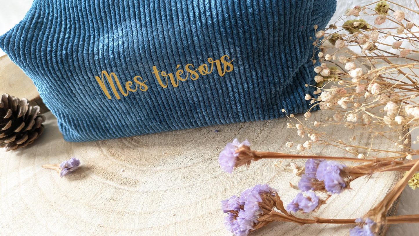 Trousse de toilette en velours côtelé