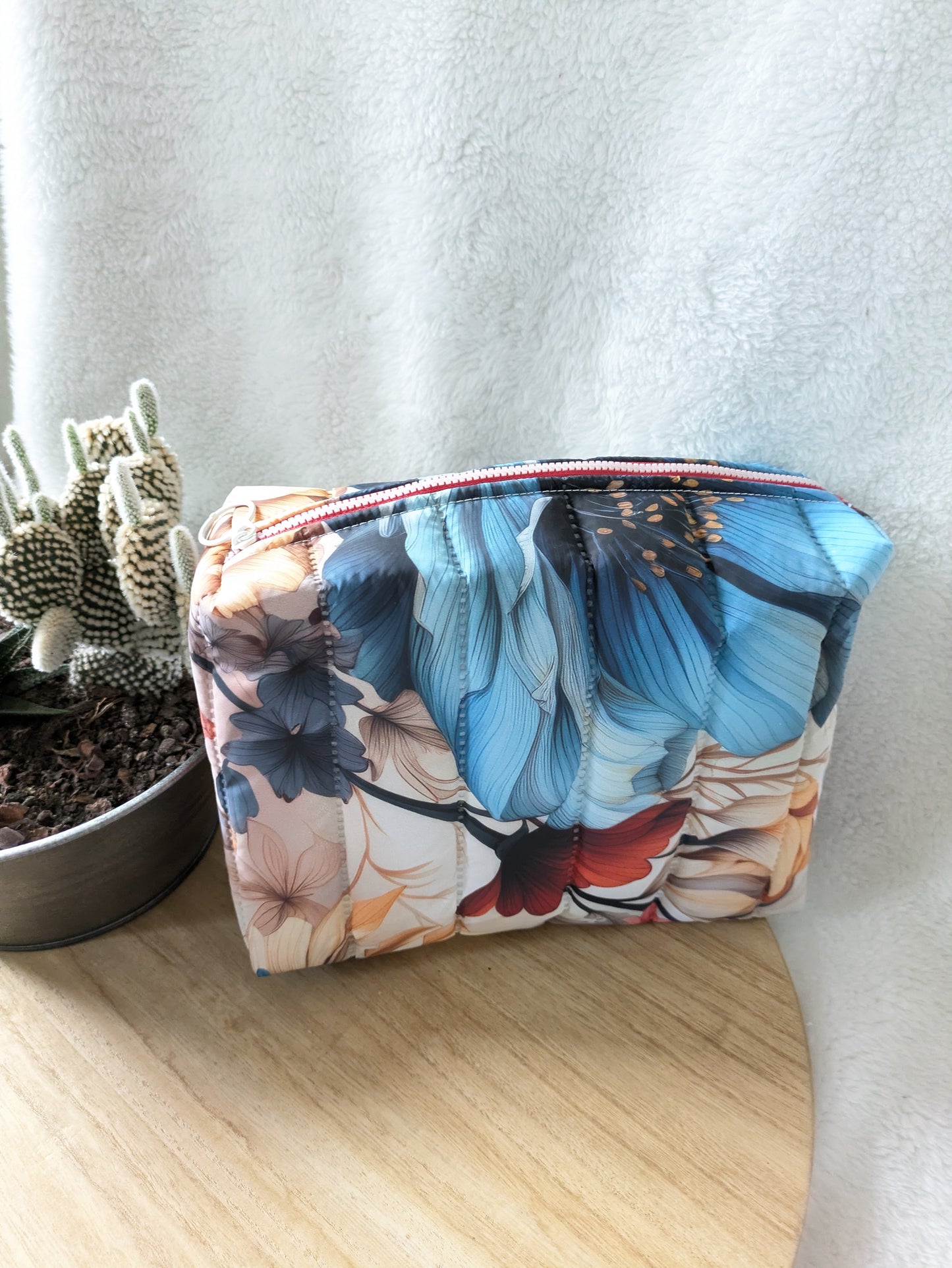Trousse de toilette matelassée