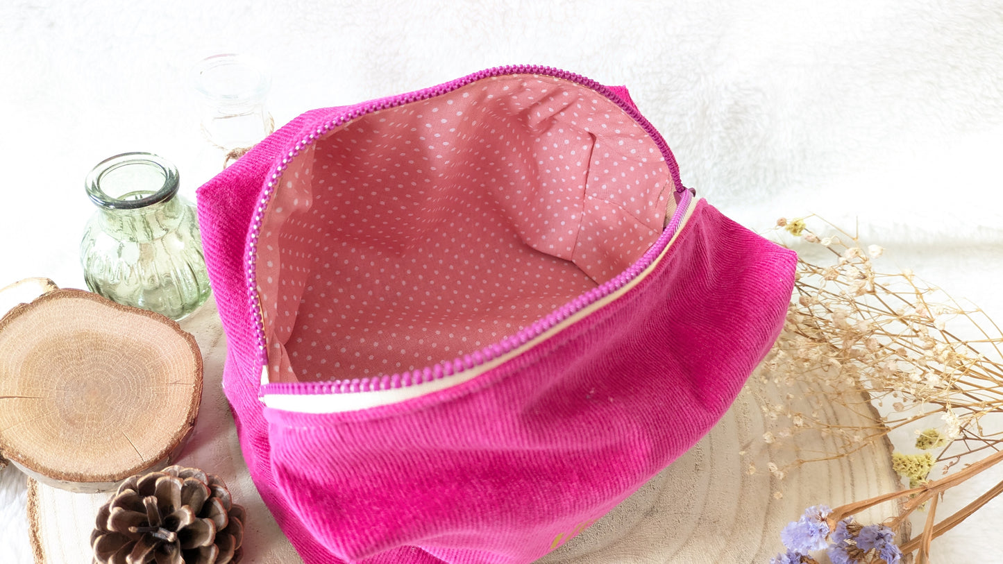 Trousse de toilette en velours côtelé