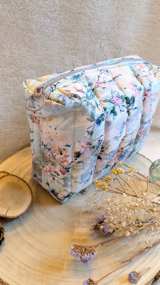 Trousse de toilette matelassée