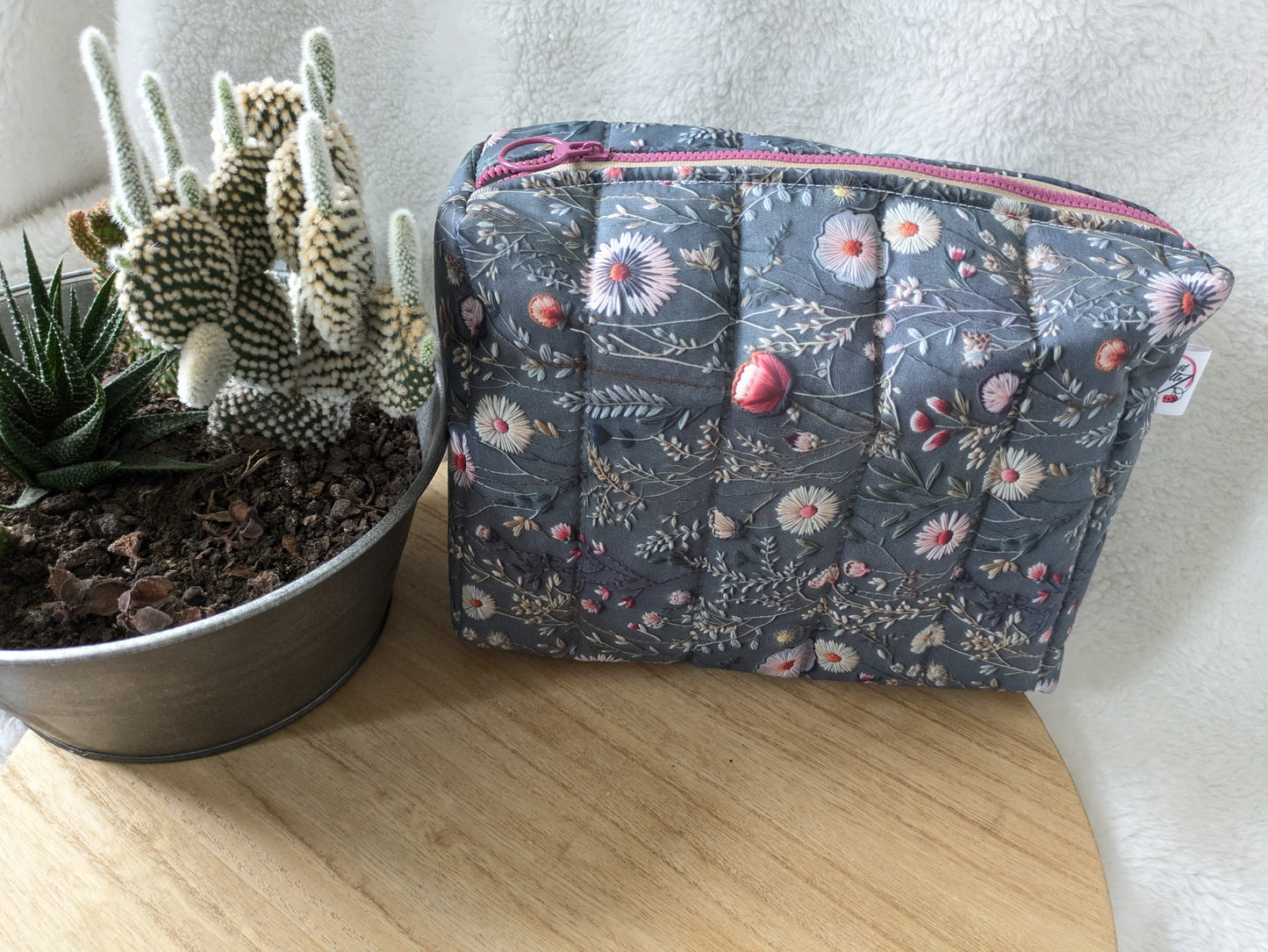 Trousse de toilette matelassée