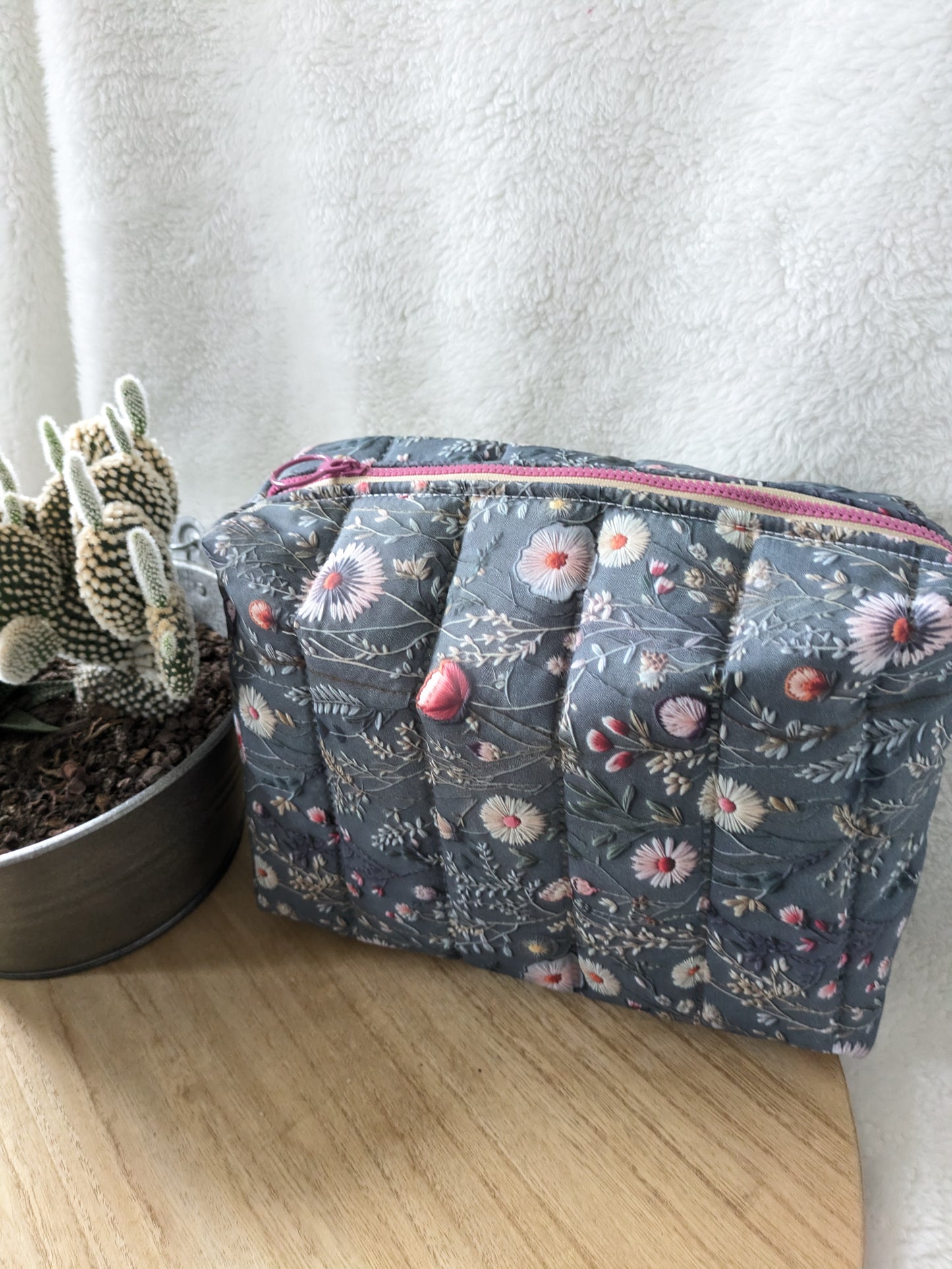 Trousse de toilette matelassée