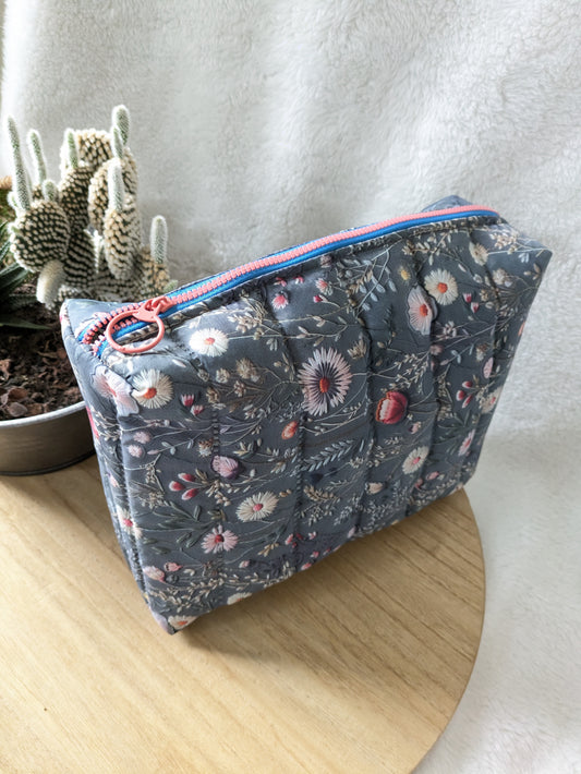 Trousse de toilette matelassée