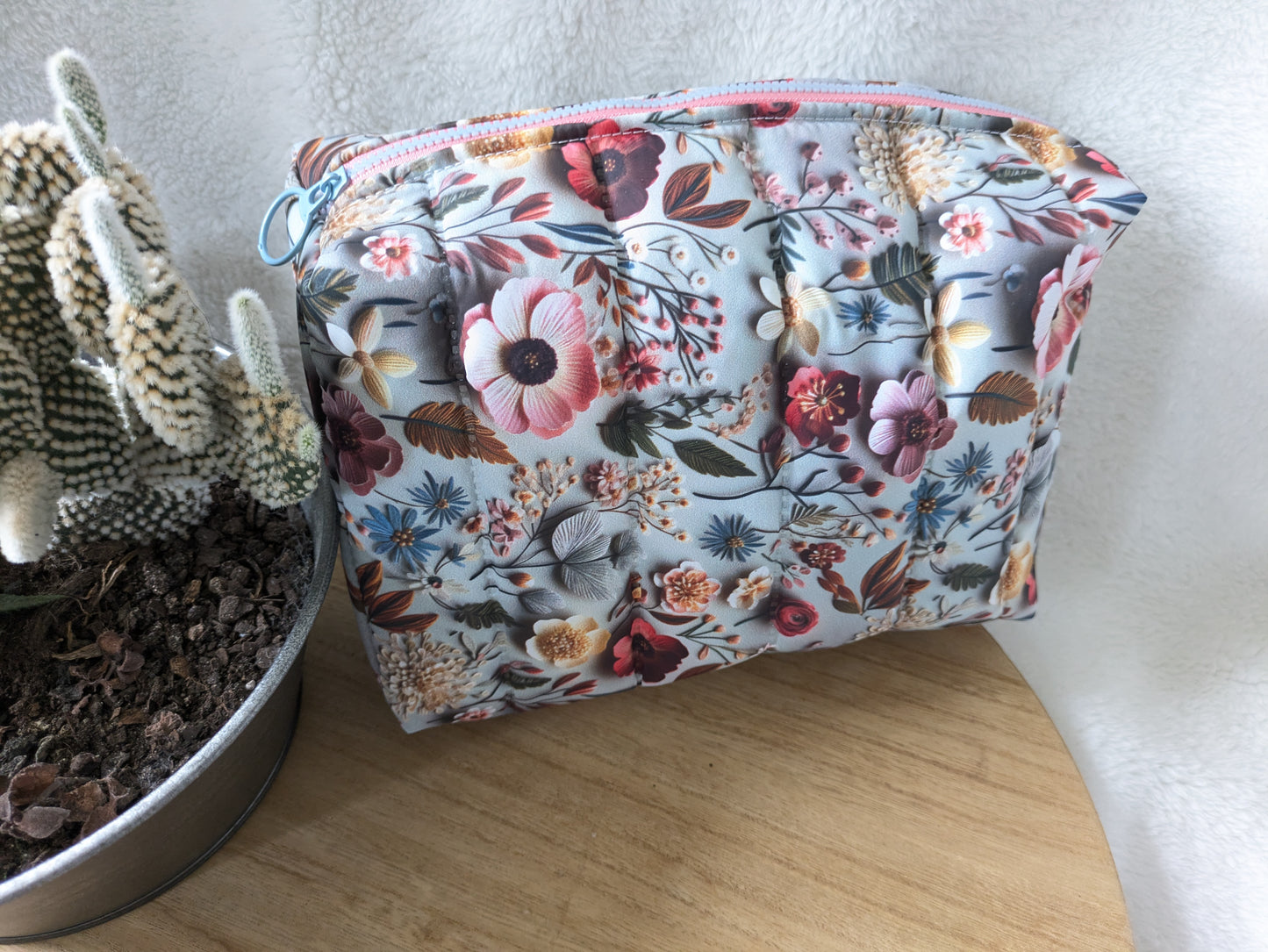 Trousse de toilette matelassée