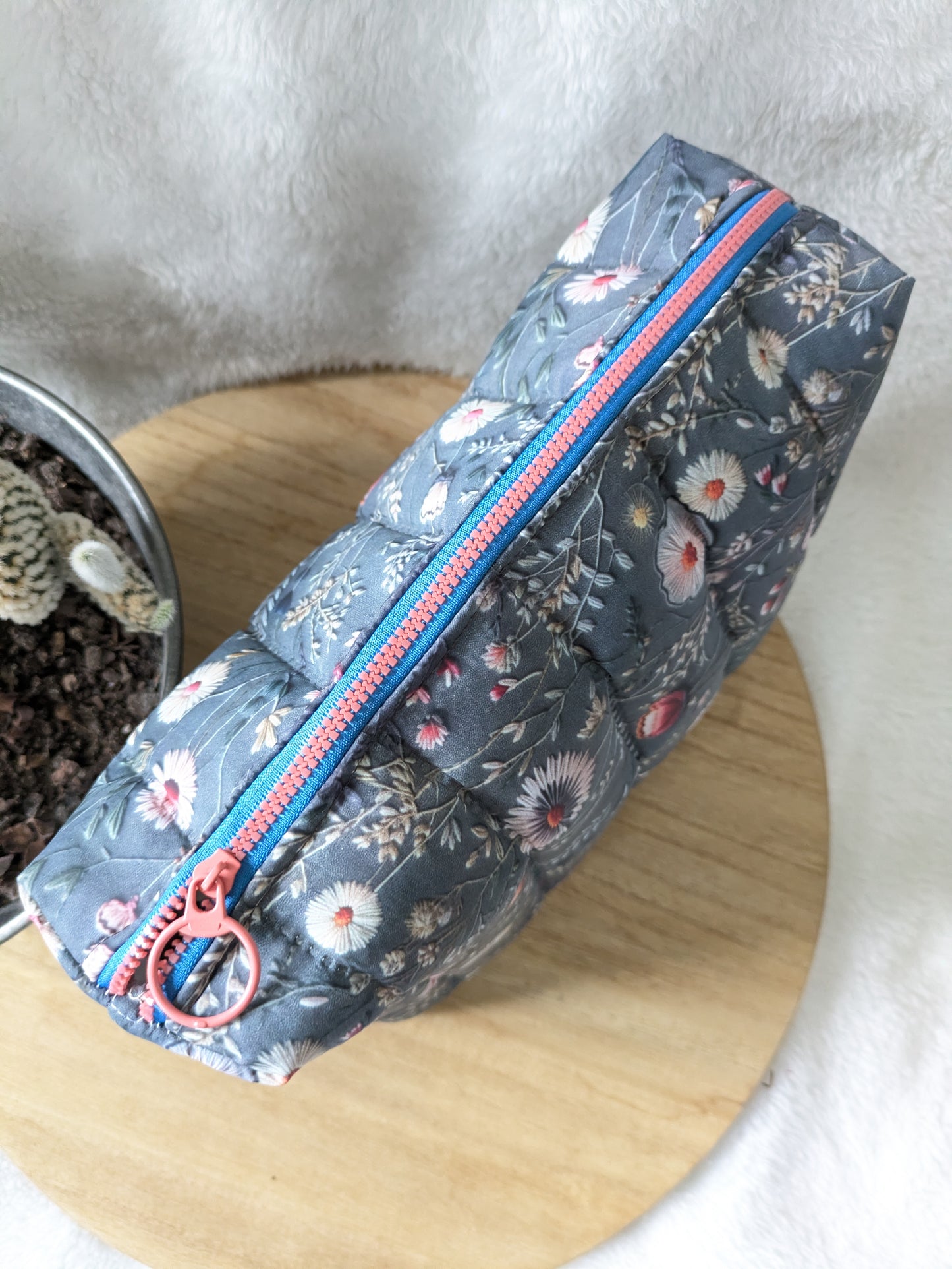 Trousse de toilette matelassée