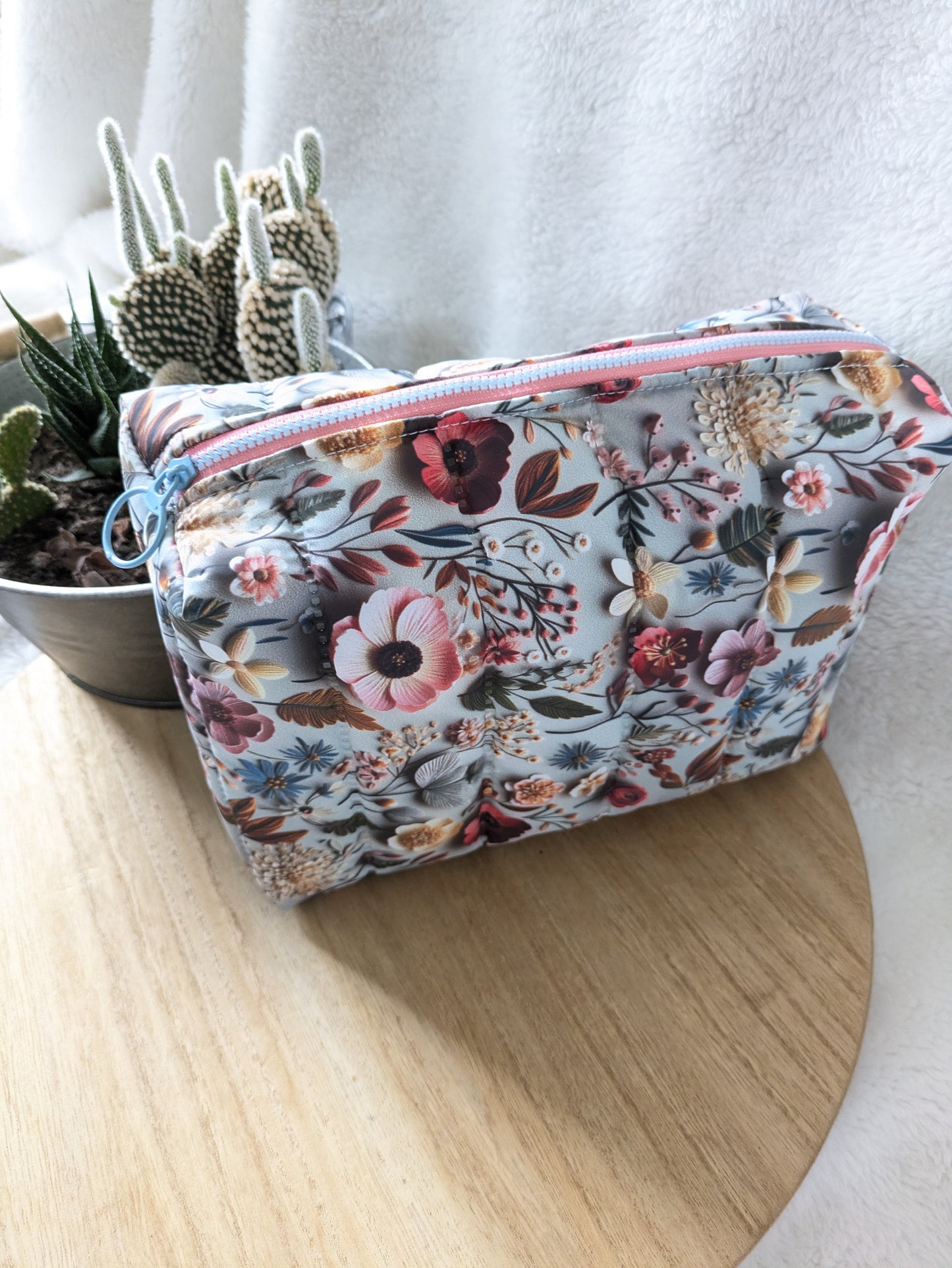 Trousse de toilette matelassée