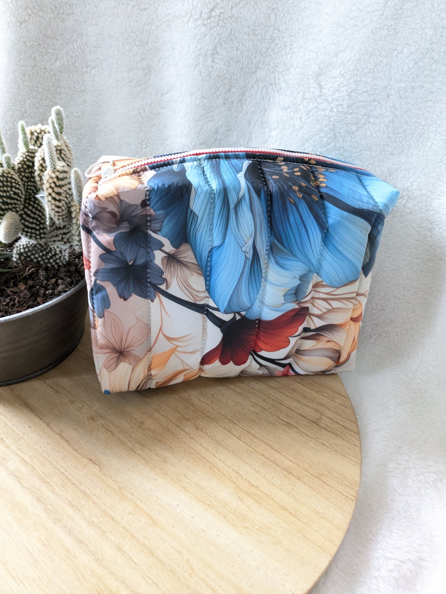 Trousse de toilette matelassée