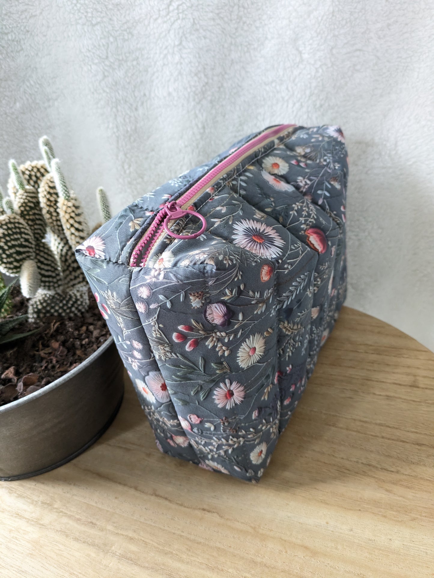 Trousse de toilette matelassée