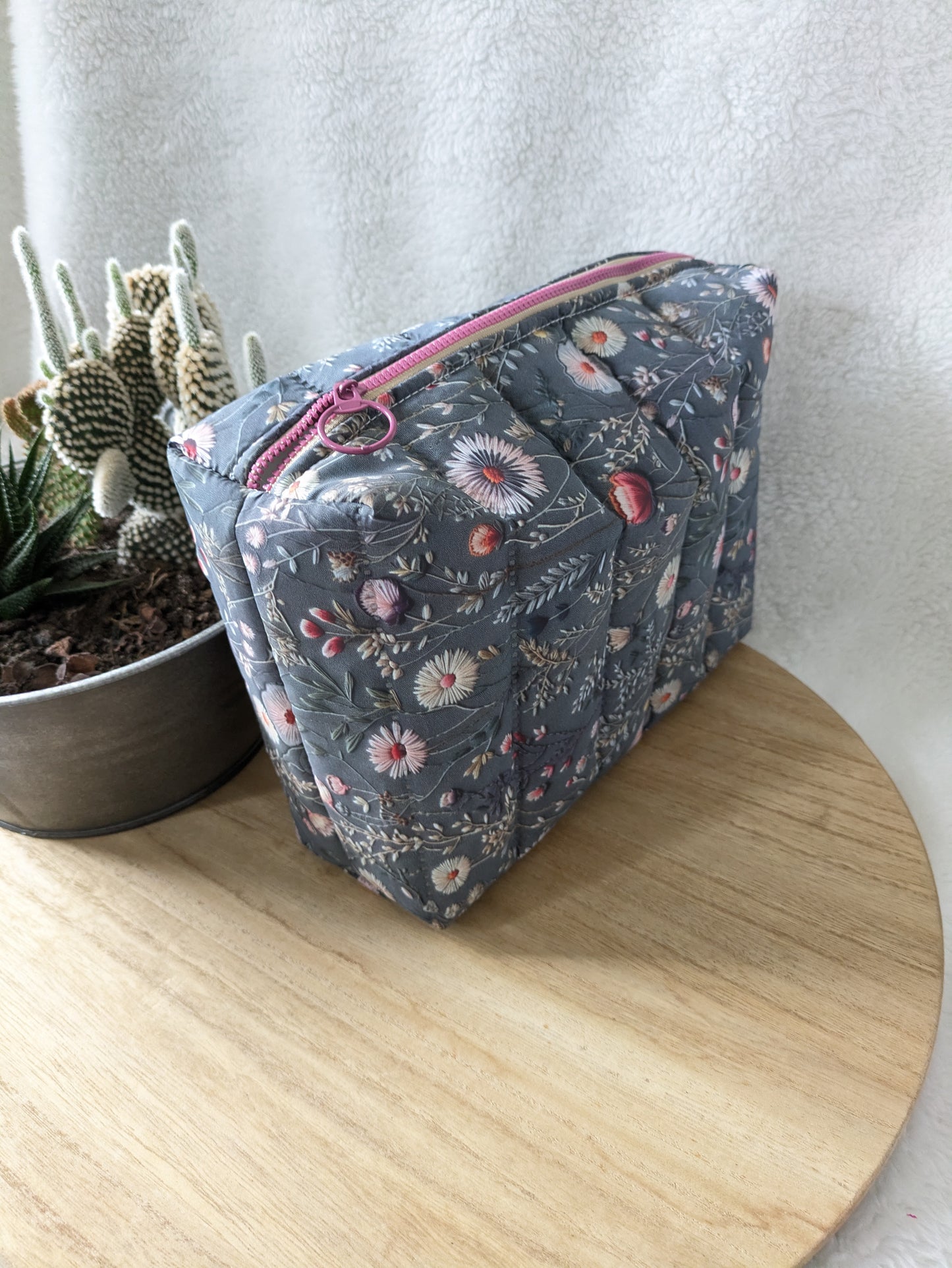 Trousse de toilette matelassée