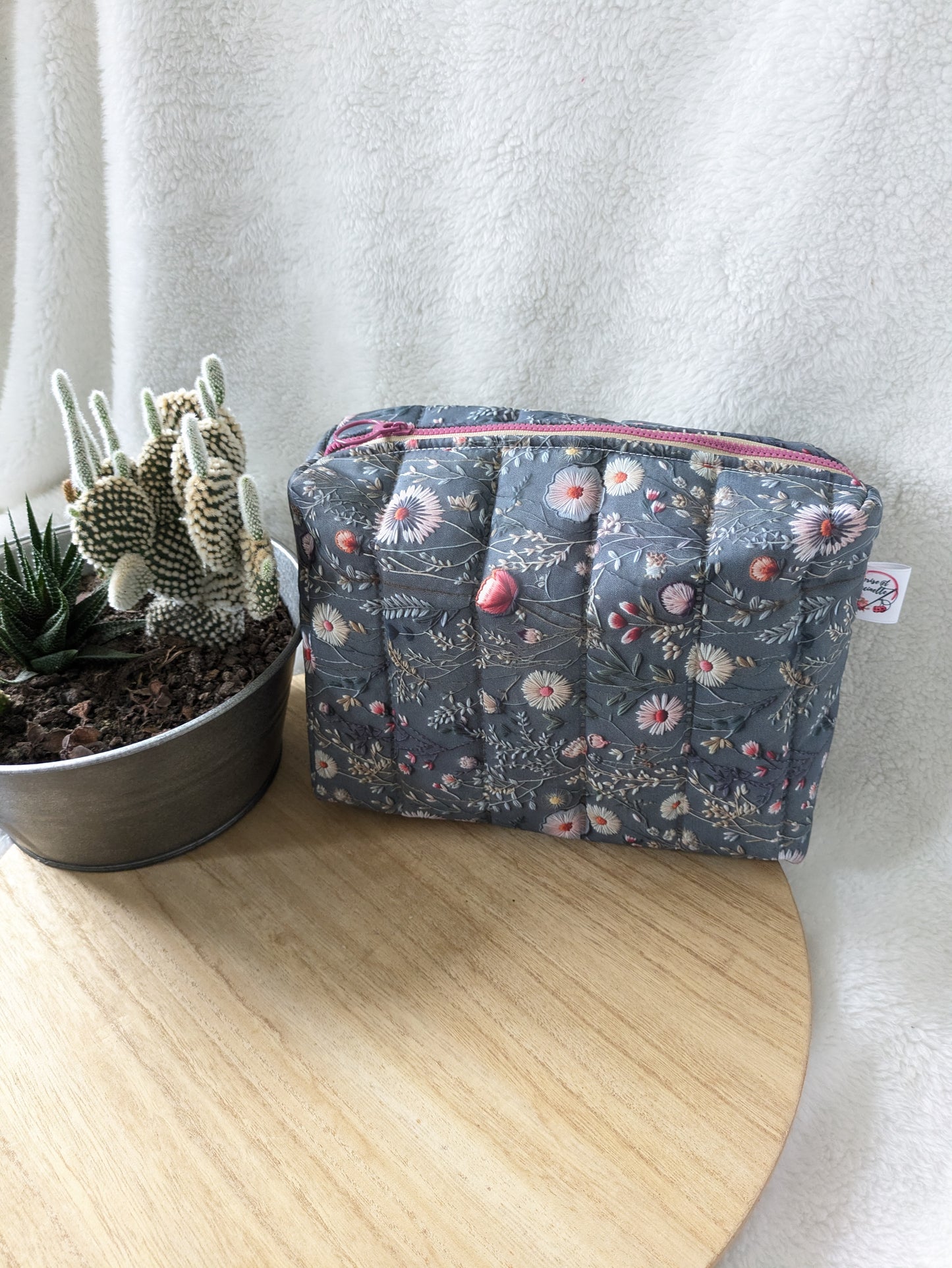 Trousse de toilette matelassée