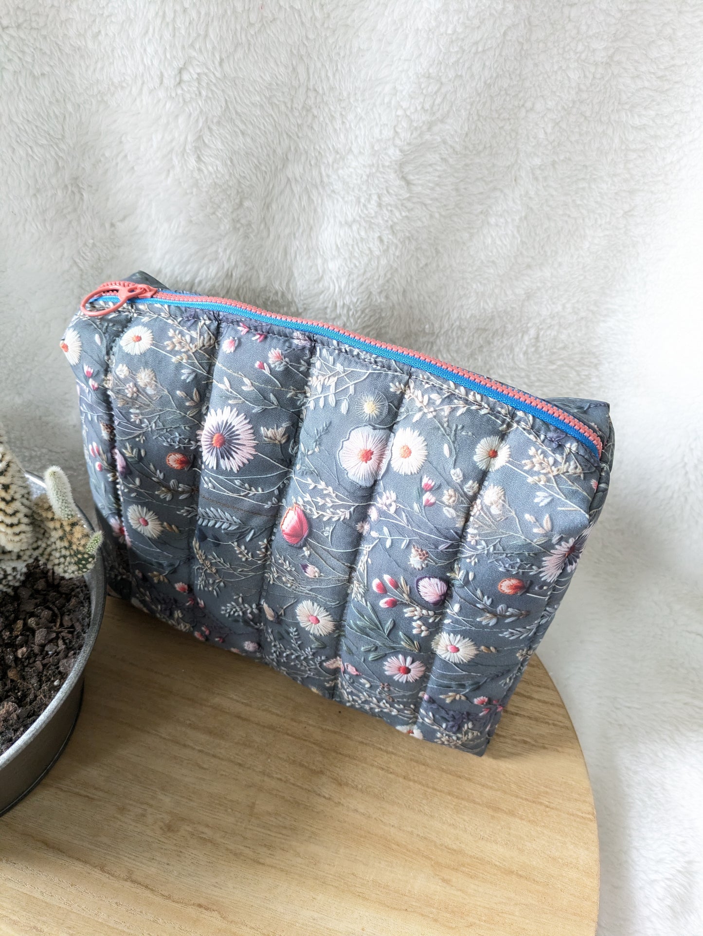 Trousse de toilette matelassée